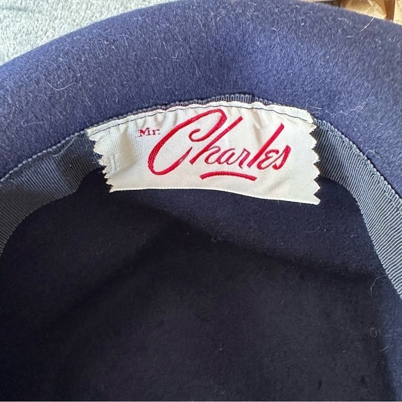 Vintage 100% Wool Clarks Navy Blue with Trim Bow Hat - Picture 7 of 10